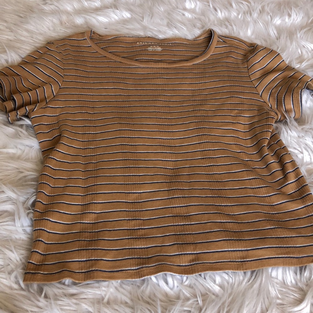 American Eagle women’s t-shirt!